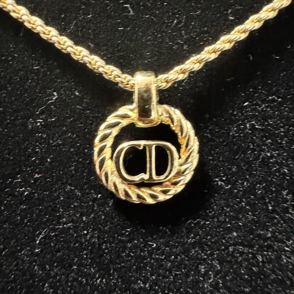 Dior Gold Rope Circle CD Pendant Necklace - Gold